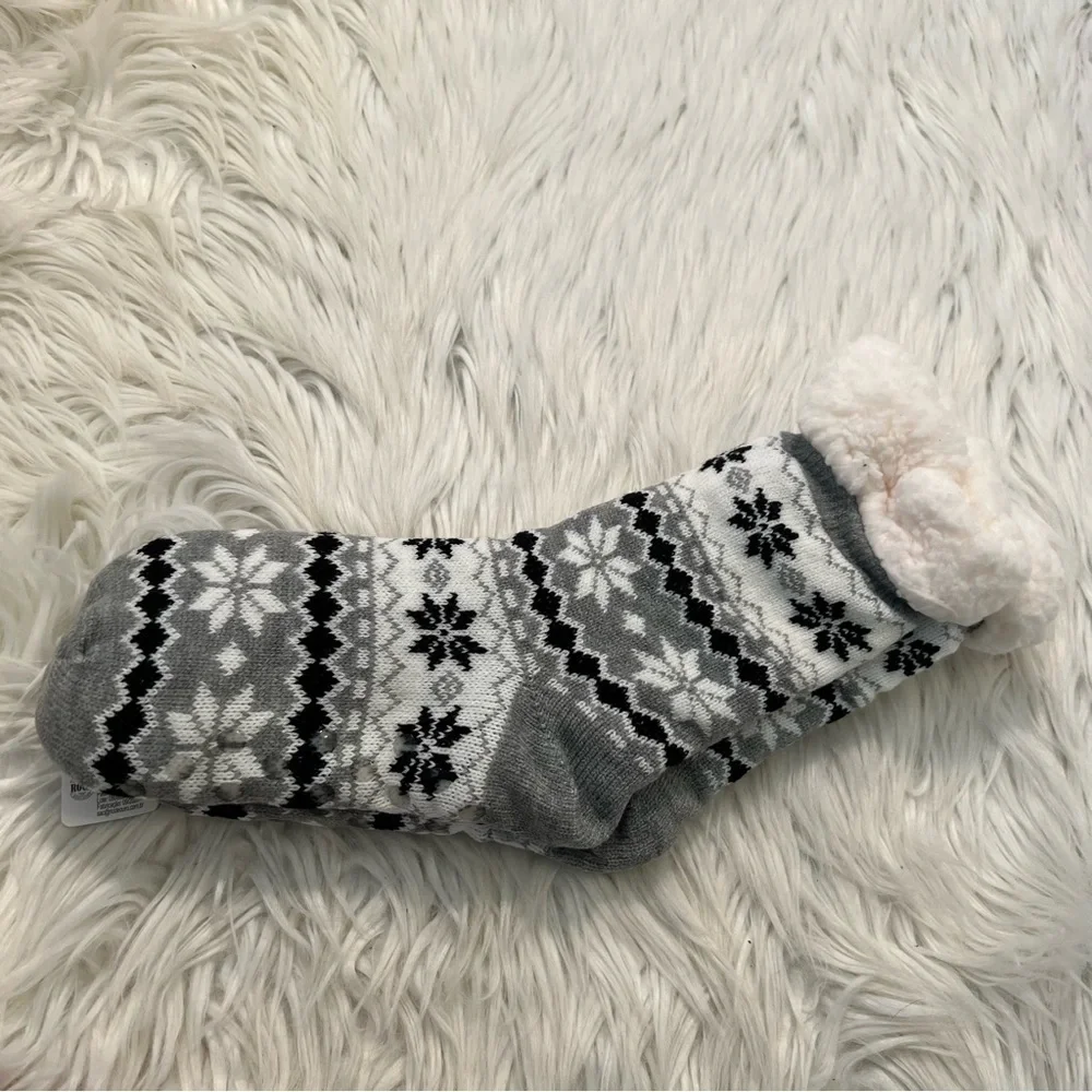 Redstar Unisex Kids Slipper Socks Gray Black White Fair Isle Grippies Fuzzy